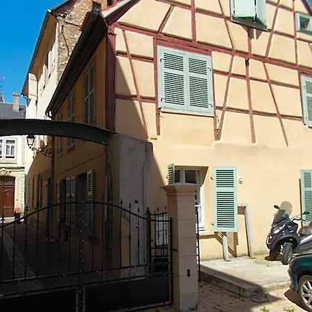 La Cour De Berthe Ouest * كولمار